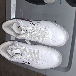 fila sneakers low top all white